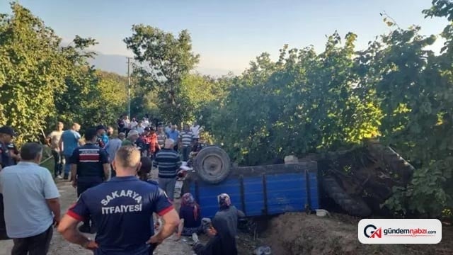 Sakarya Hendek'te fındık işçisi taşıyan traktör devrildi