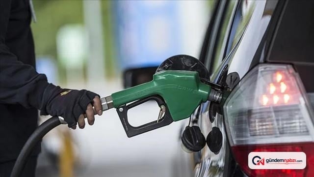 Motorine dev zam: Litre fiyatı 90 TL'yi aştı