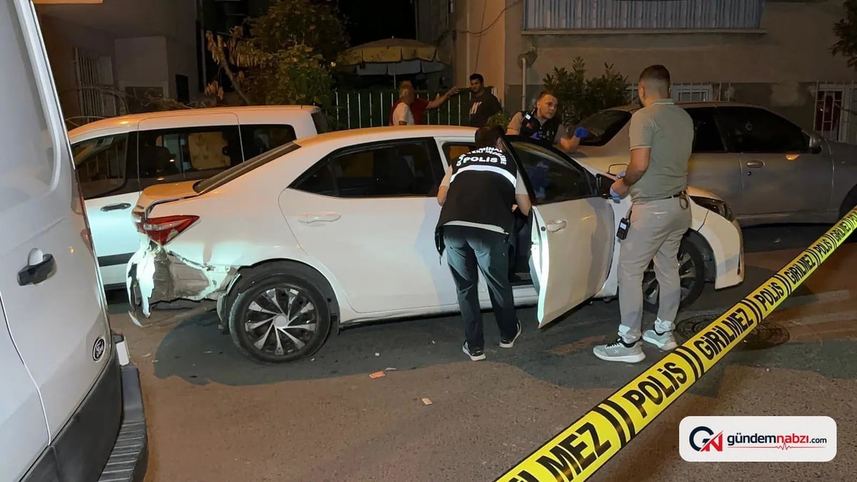 İstanbul'da polisin dur ihtarına uymayan şüpheli kaza yaptı