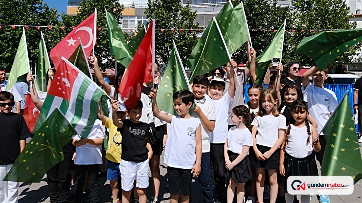 Çorum'da 58. Kafkas Festivali kapsamında gösteri yapıldı