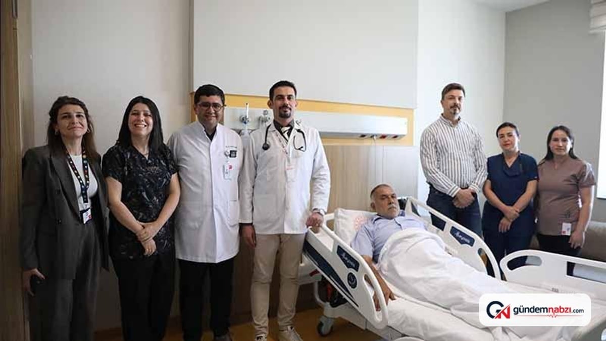 Gaziantep'te kalp deliği anjiografiyle kapatıldı