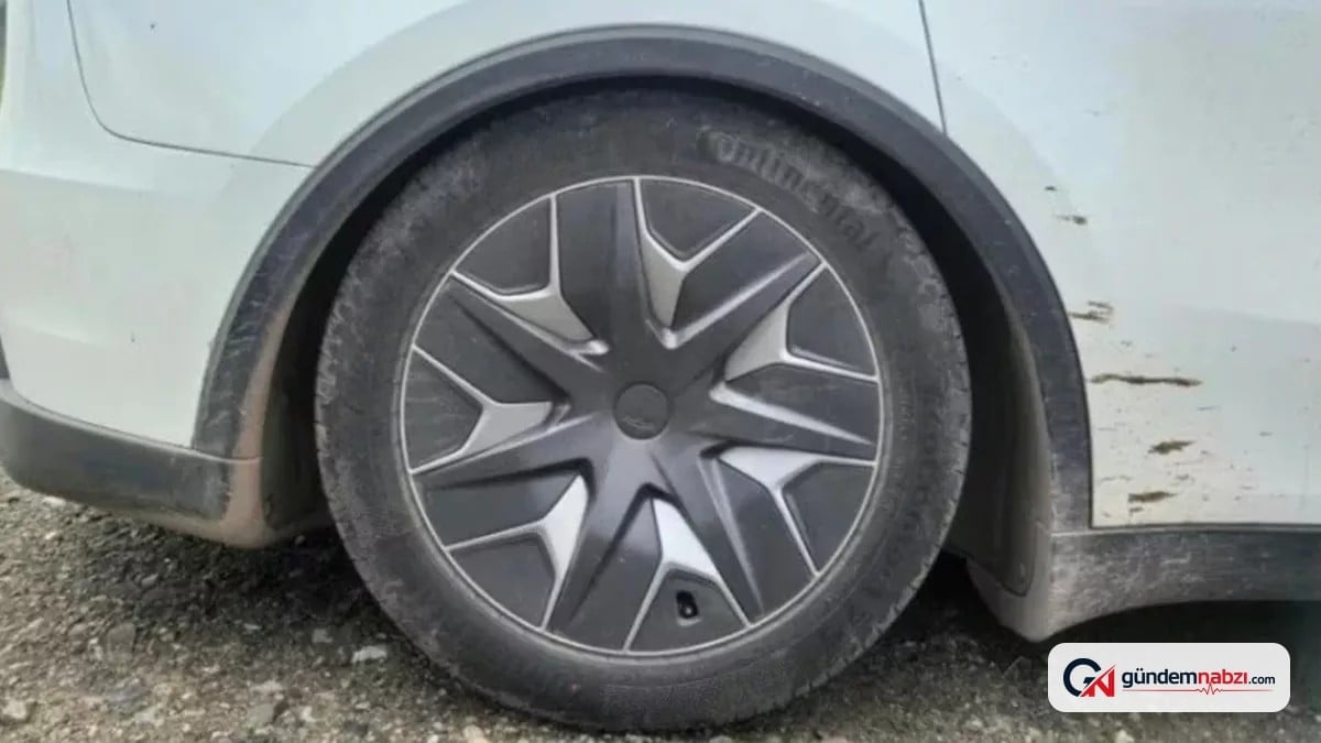 Tesla Model Y L Çin'de yazılım sorunuyla gündeme geldi