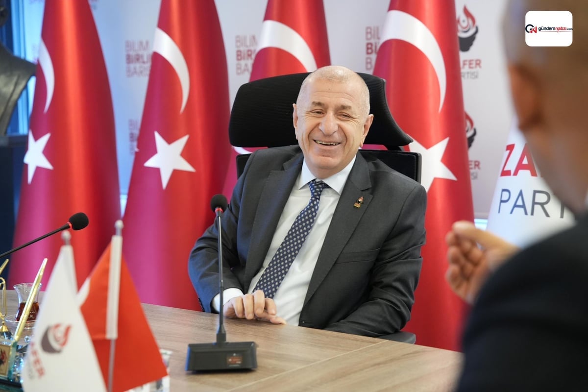 Eğitim Sendikası yöneticileri Ümit Özdağ'ı ziyaret etti