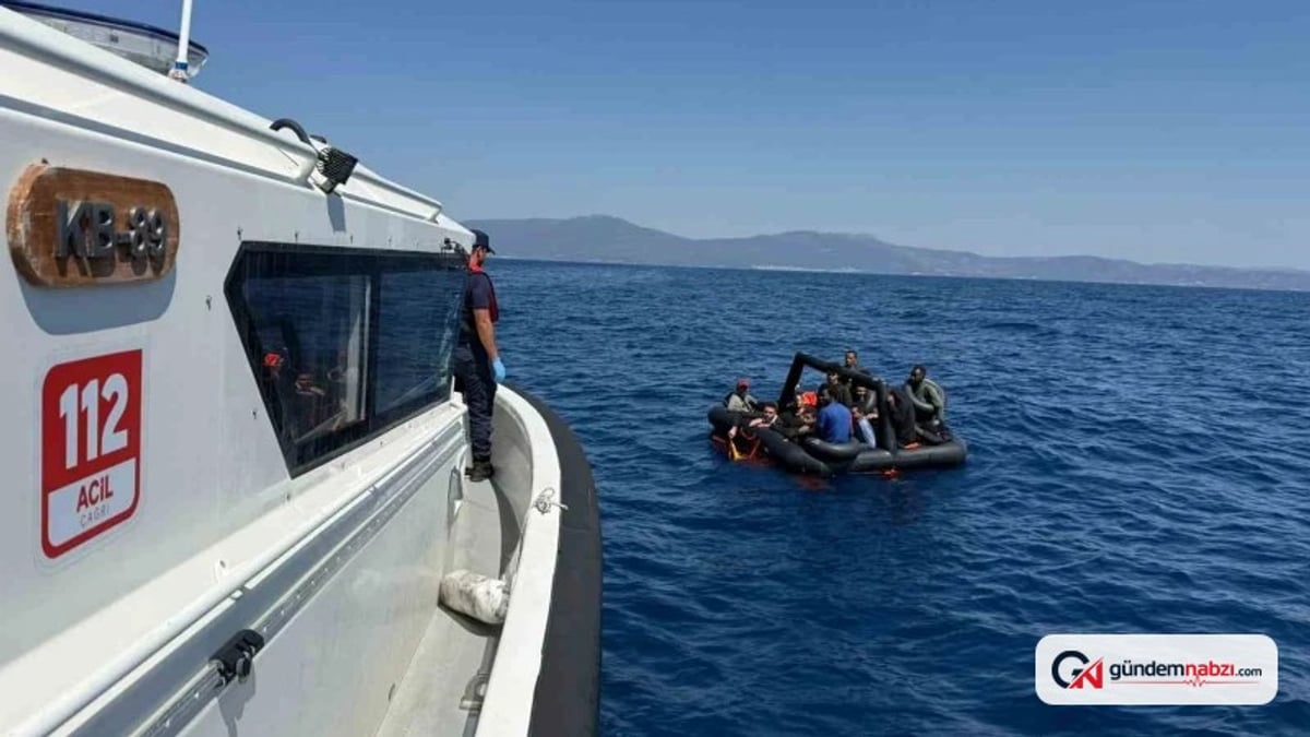 İzmir açıklarında 57 düzensiz göçmen kurtarıldı