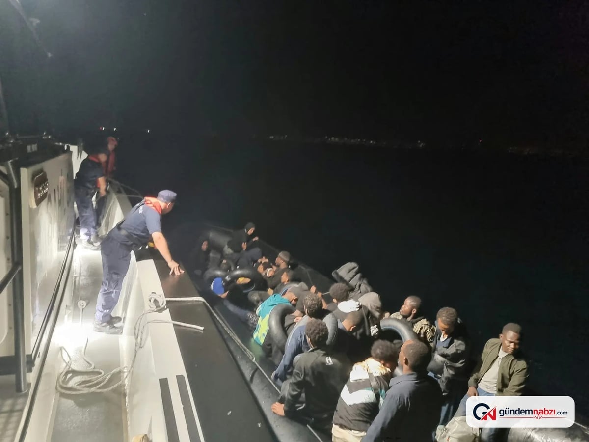 Aydın'da lastik botla kaçmaya çalışan 32 düzensiz göçmen yakalandı