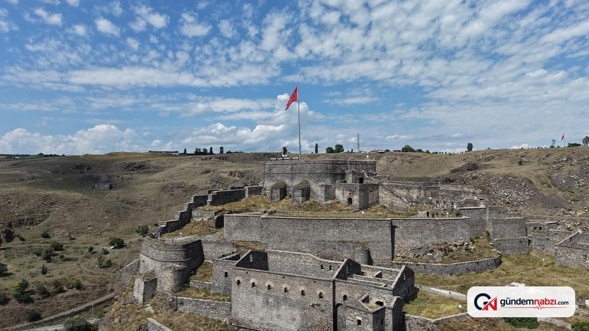 Kars Kalesi 900 yıldır ayakta