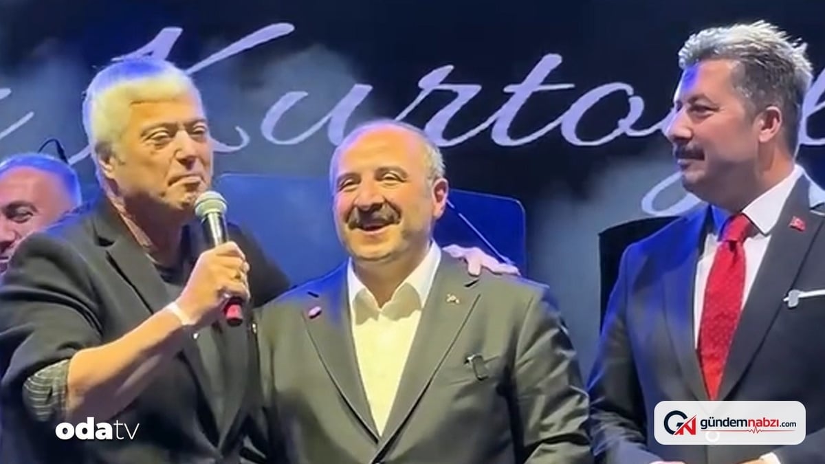 Mustafa Varank, Cengiz Kurtoğlu ile sahneye çıktı