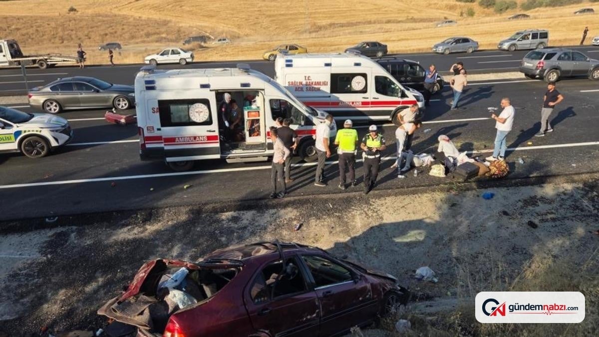 Ankara'da kaza: Kontrolden çıkan otomobil karşı şeride geçti, 1 ölü, 7 yaralı