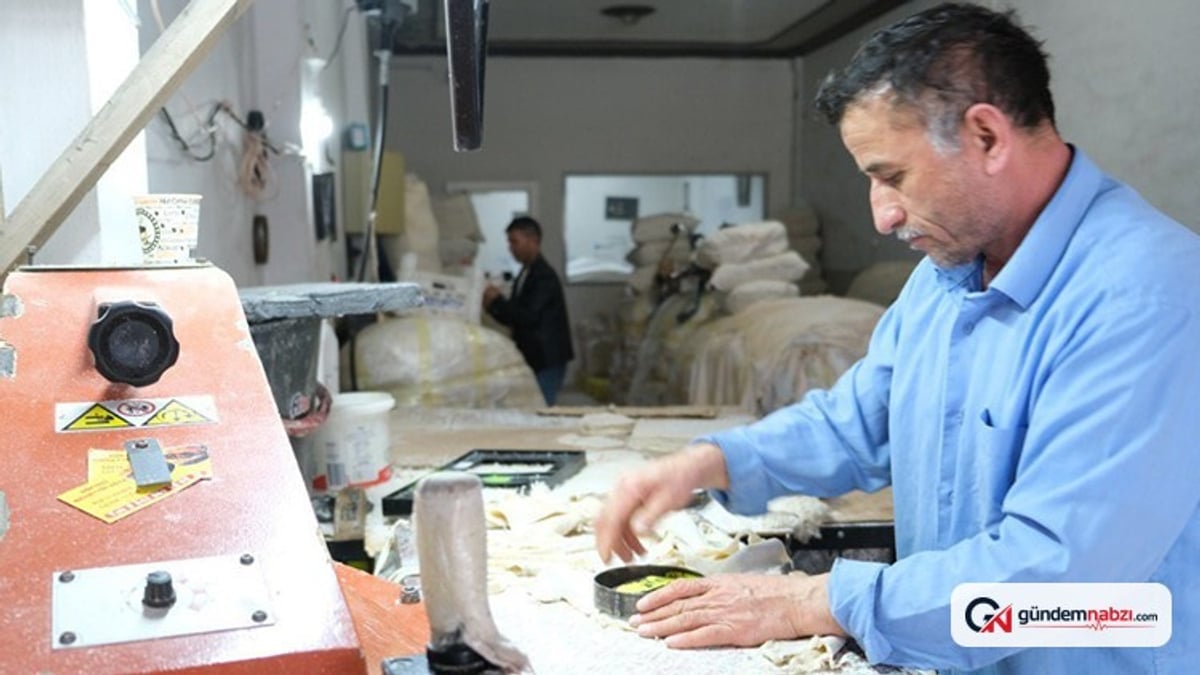 Erzincan'da Norveç derisinden tulum peyniri tulumu üretiliyor