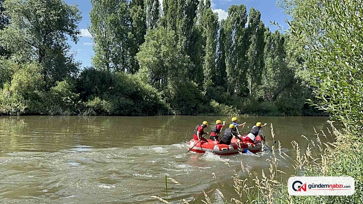 Kars'ta ilk rafting eğitim kampı başladı