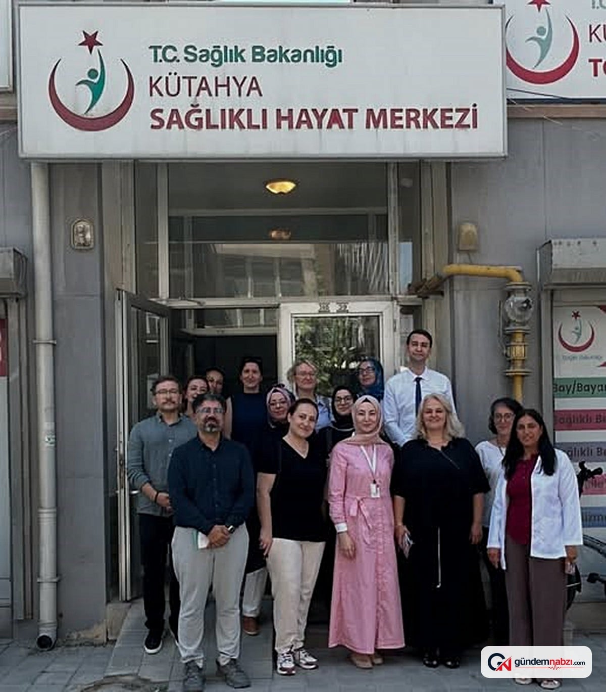 Kütahya Şehir Hastanesi hekimleri Sağlıklı Hayat Merkezi'ni ziyaret etti