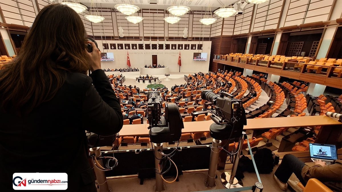 Faik Öztrak basın danışmanı arayışında krize takıldı
