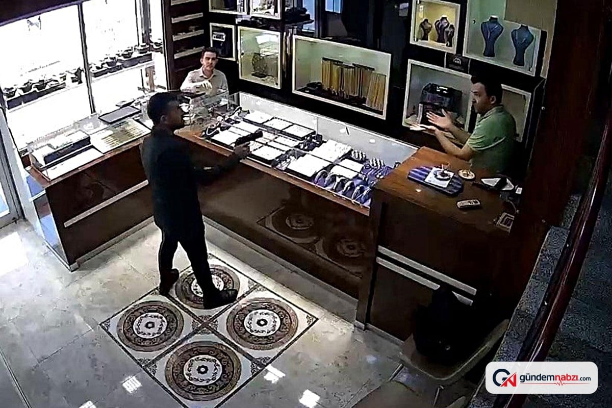 Konya'da kuyumcu soygun girişiminde öldürüldü