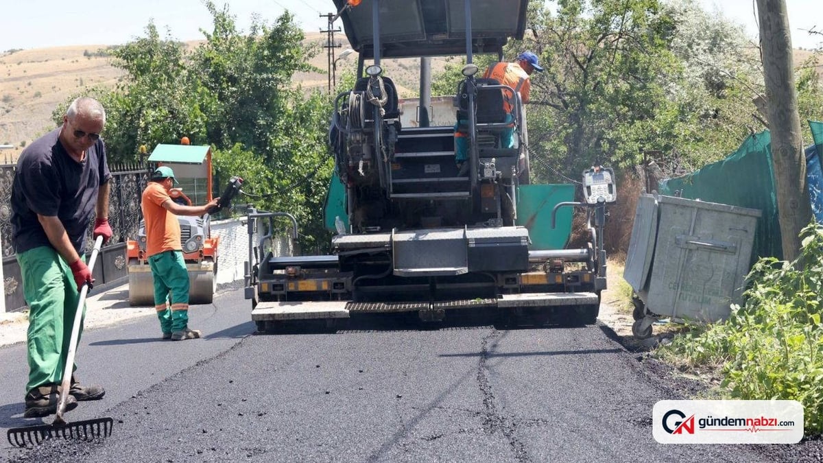 Ankara'da Çankaya yolları asfaltlanıyor