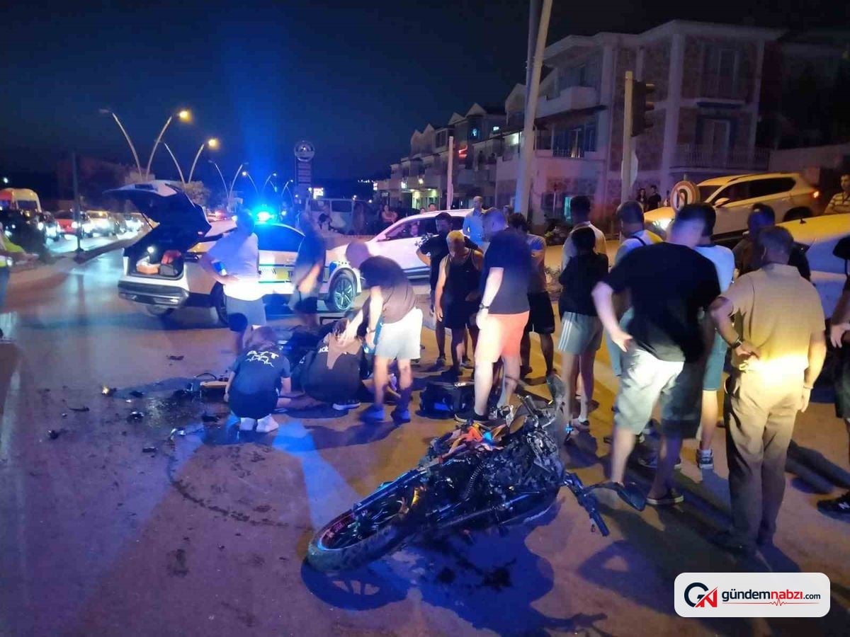 Muğla Datça'da motosiklet ile otomobil çarpıştı: 1 yaralı