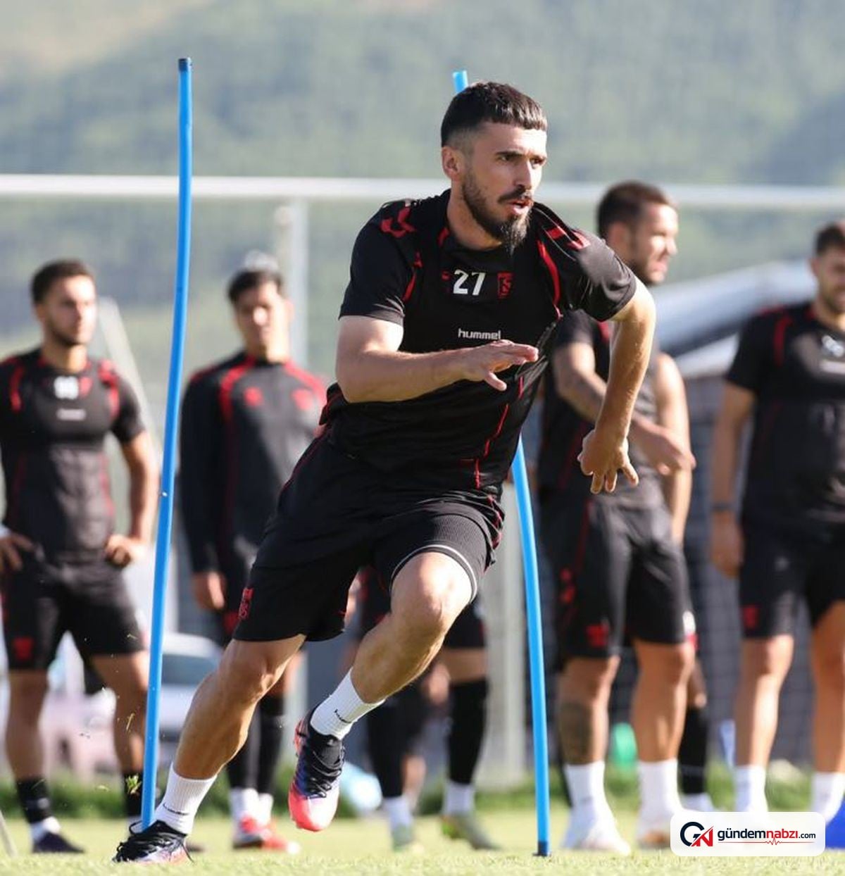 Sivasspor Erciyes kampında çalışmalarını sürdürüyor