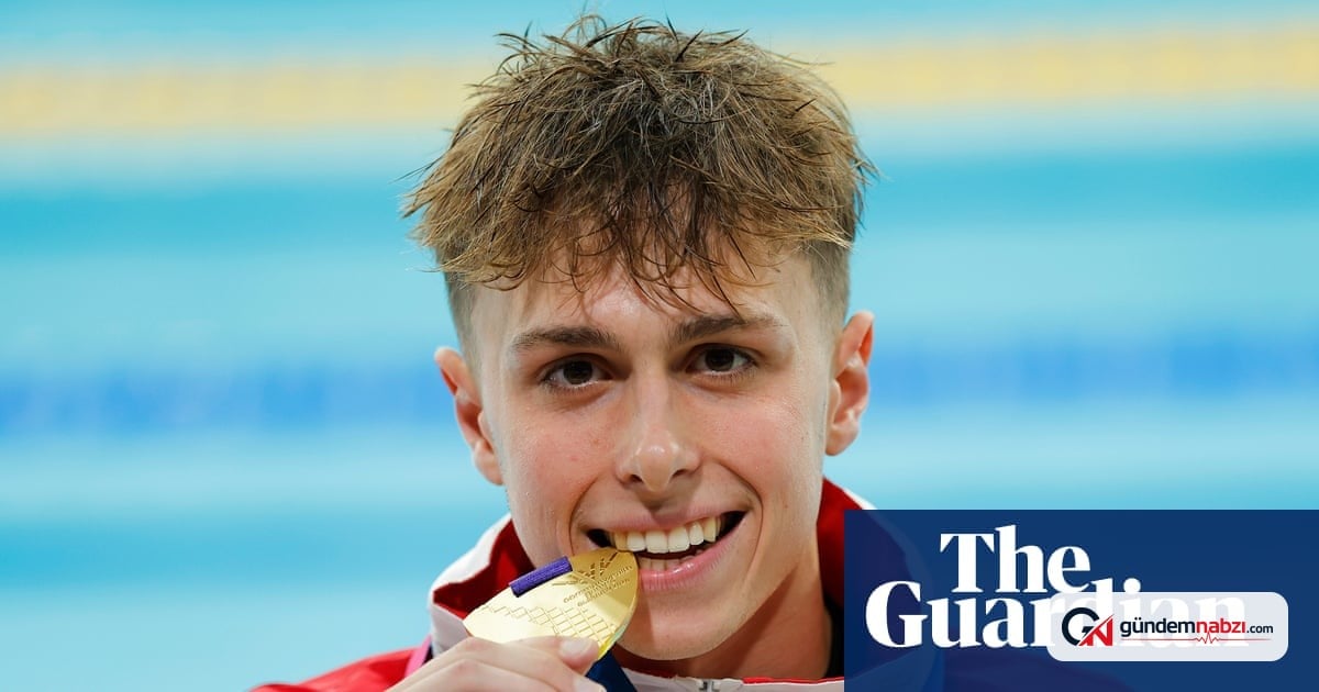 Filip Nowacki, 200m kurbağalamada tarihi altın madalya kazandı