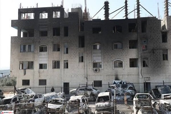 Beytüllahim'de, yerleşimciler tarafından bir ev ateşe verildi