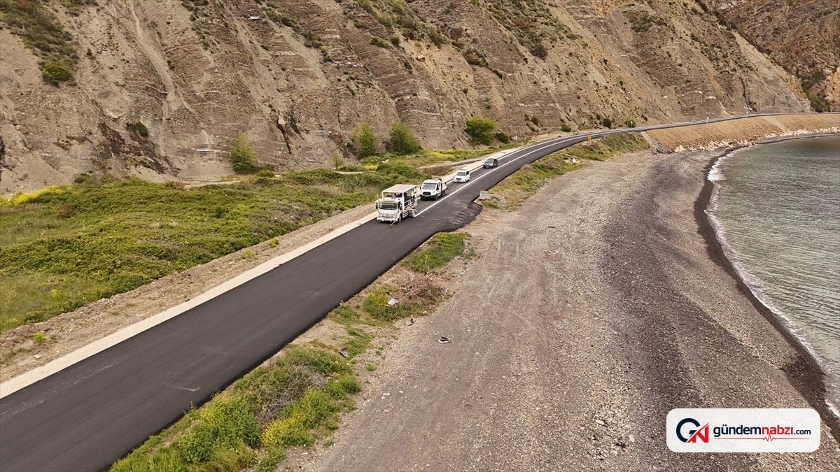 Tekirdağ'da Uçmakdere-Şarköy yolunda çalışmalar devam ediyor
