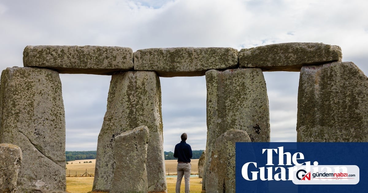 Stonehenge, ziyaretçilere 20 dakika yalnız vakit sunuyor