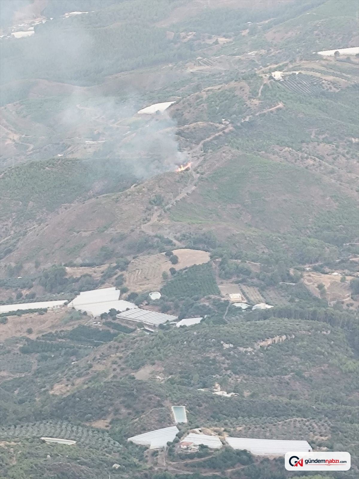 Antalya Kumluca'da iki orman yangını kontrol altına alındı