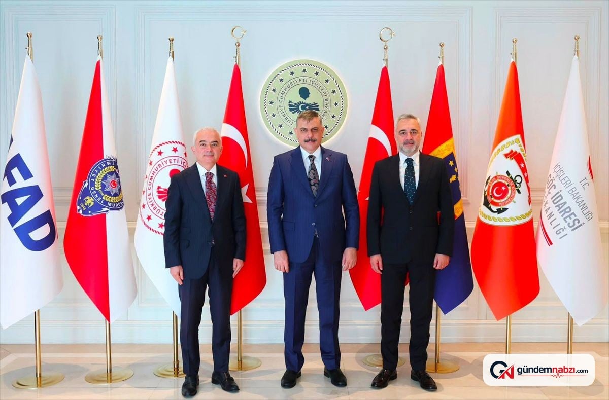 Kırklareli Valisi Turan ve Milletvekili Sarıçam Ankara'da ziyaretlerde bulundu