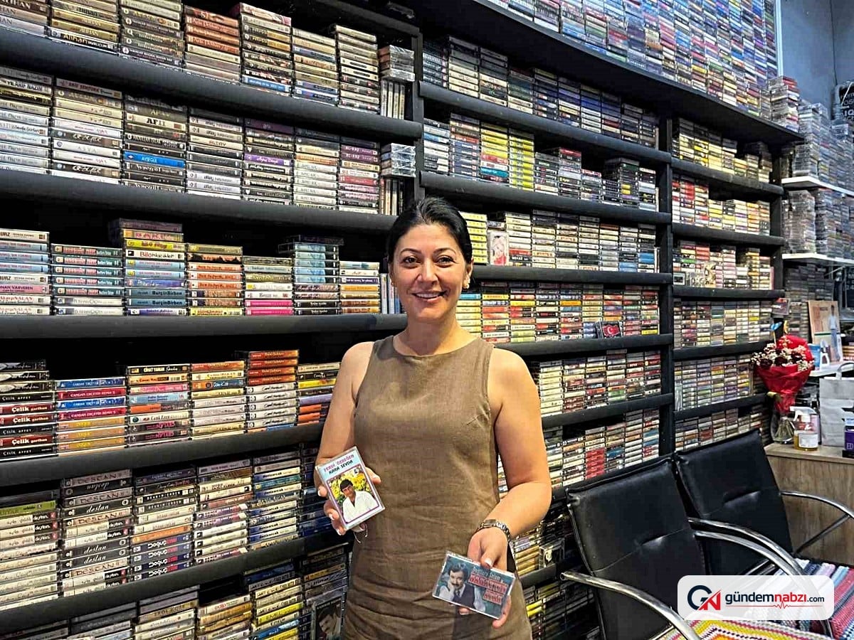 Eskişehir'de kaset ve plaklara gençlerin ilgisi artıyor