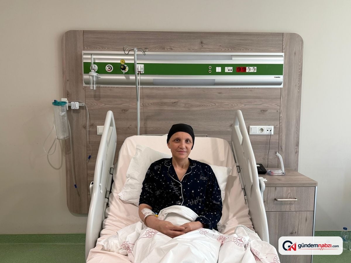Ankara'da aynı seansta iki operasyonla meme kanserini yendi