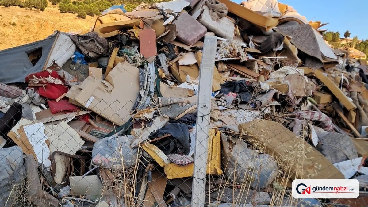 İzmir'deki kaçak moloz dökümüne bakanlıktan yasal işlem