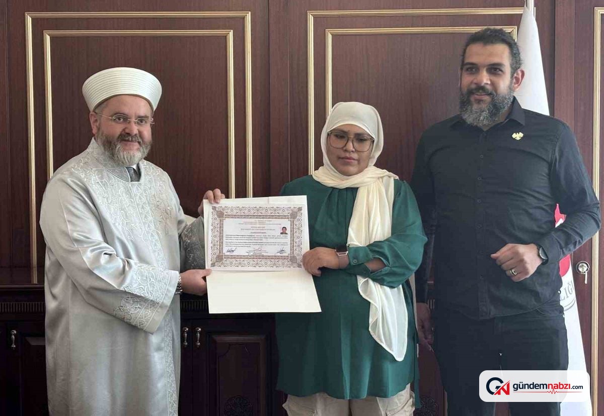 Arjantinli Eva, Gaziantep'te Müslüman oldu