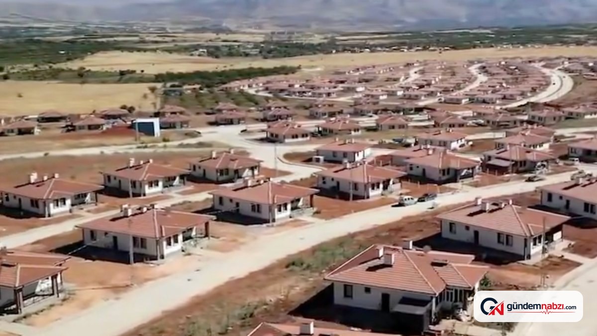 Malatya'da inşa edilen deprem konutları hak sahiplerine teslim edildi