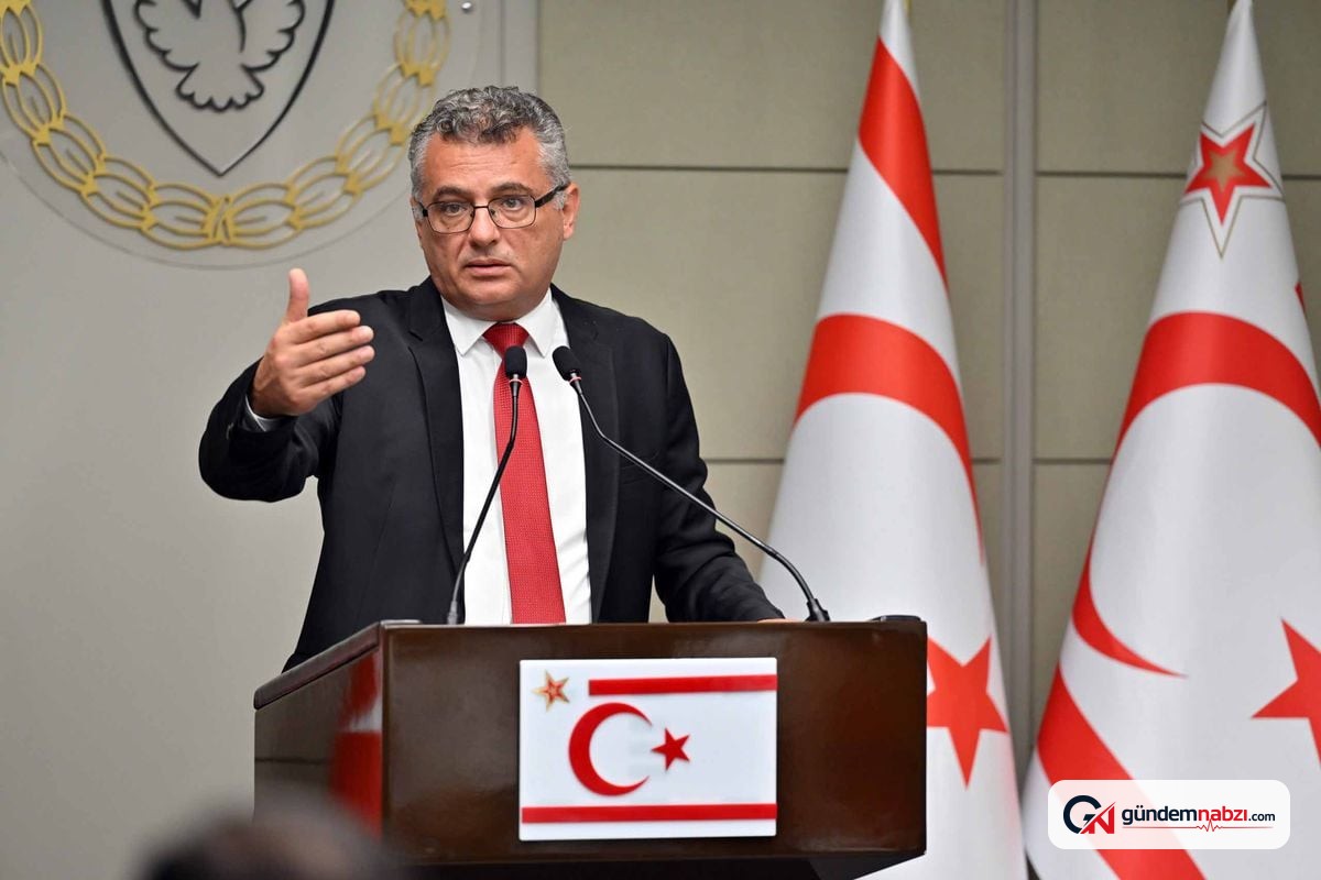 Kuzey Kıbrıs'ta Erhürman'dan 5+1 toplantısı açıklaması