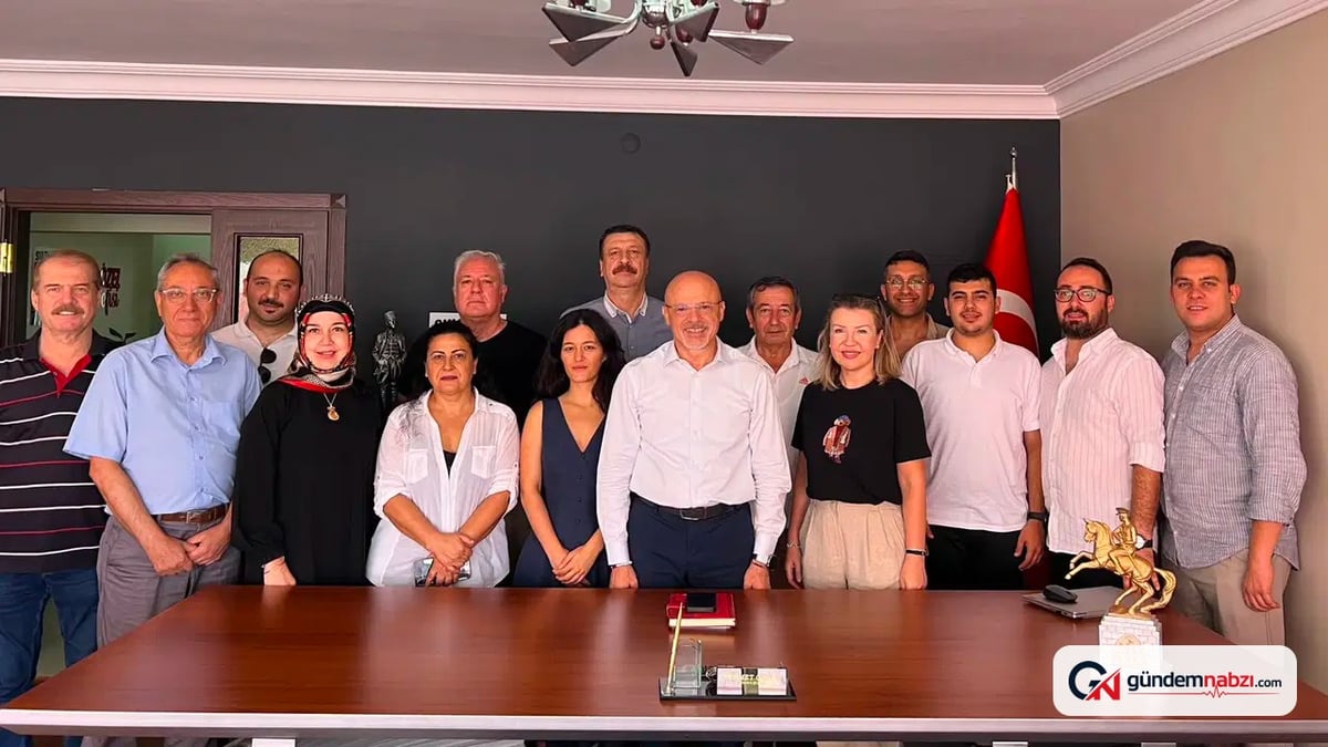Samsun'da CHP il yönetimi yeni parti'ye katıldı