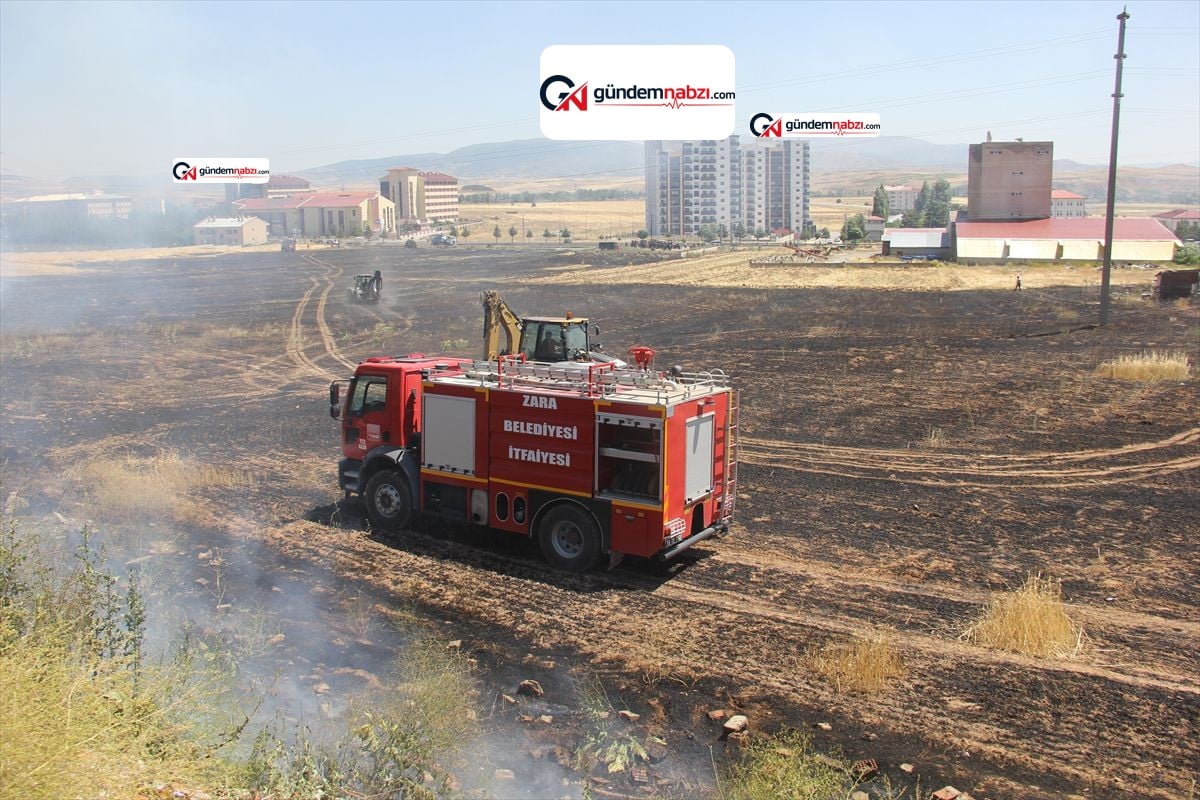 Sivas'ta buğday tarlasında çıkan yangın kazaya yol açtı: 1 yaralı