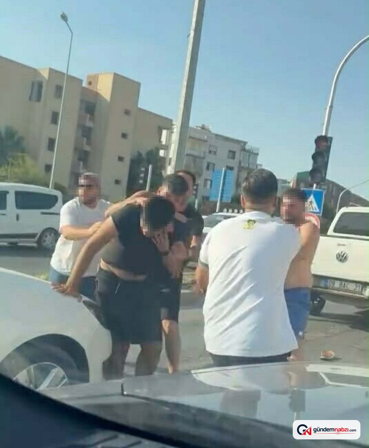 Aydın'da trafikte kavga eden 2 şüpheli gözaltına alındı