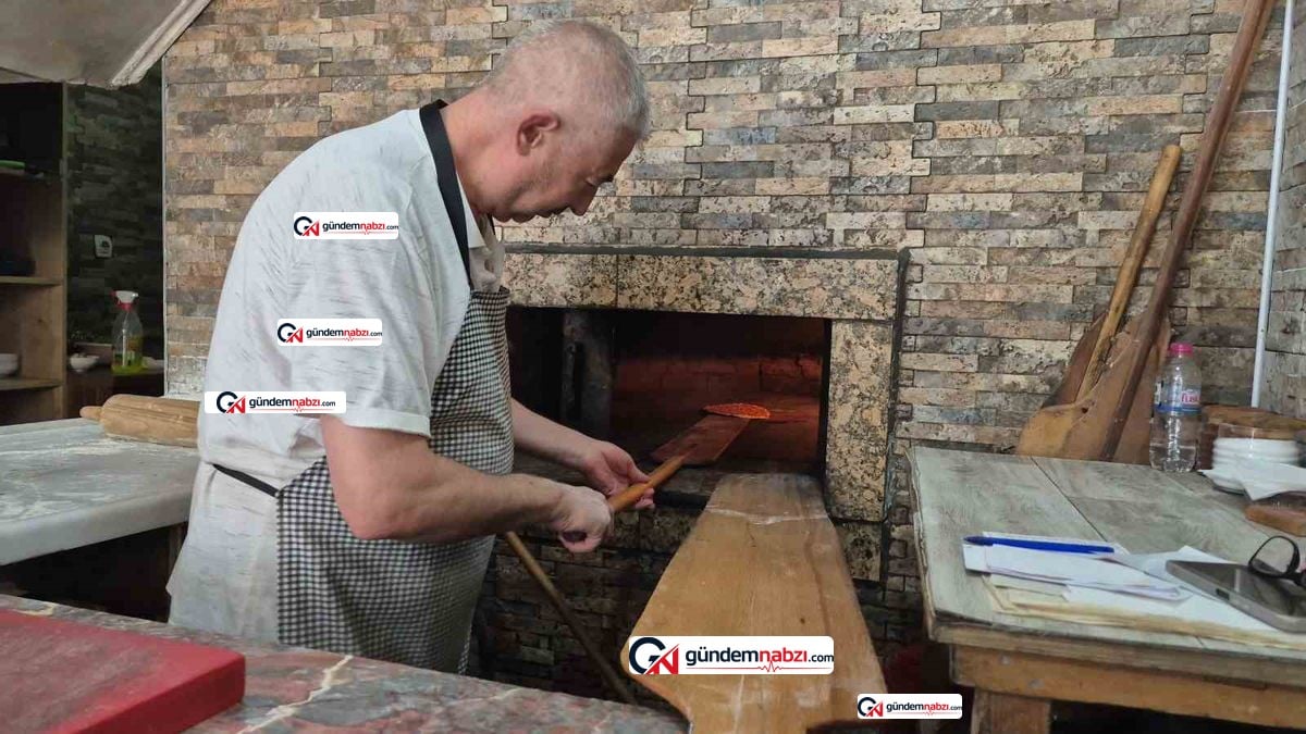 Yarım asırdır 400 derece fırın başında ter döküyor