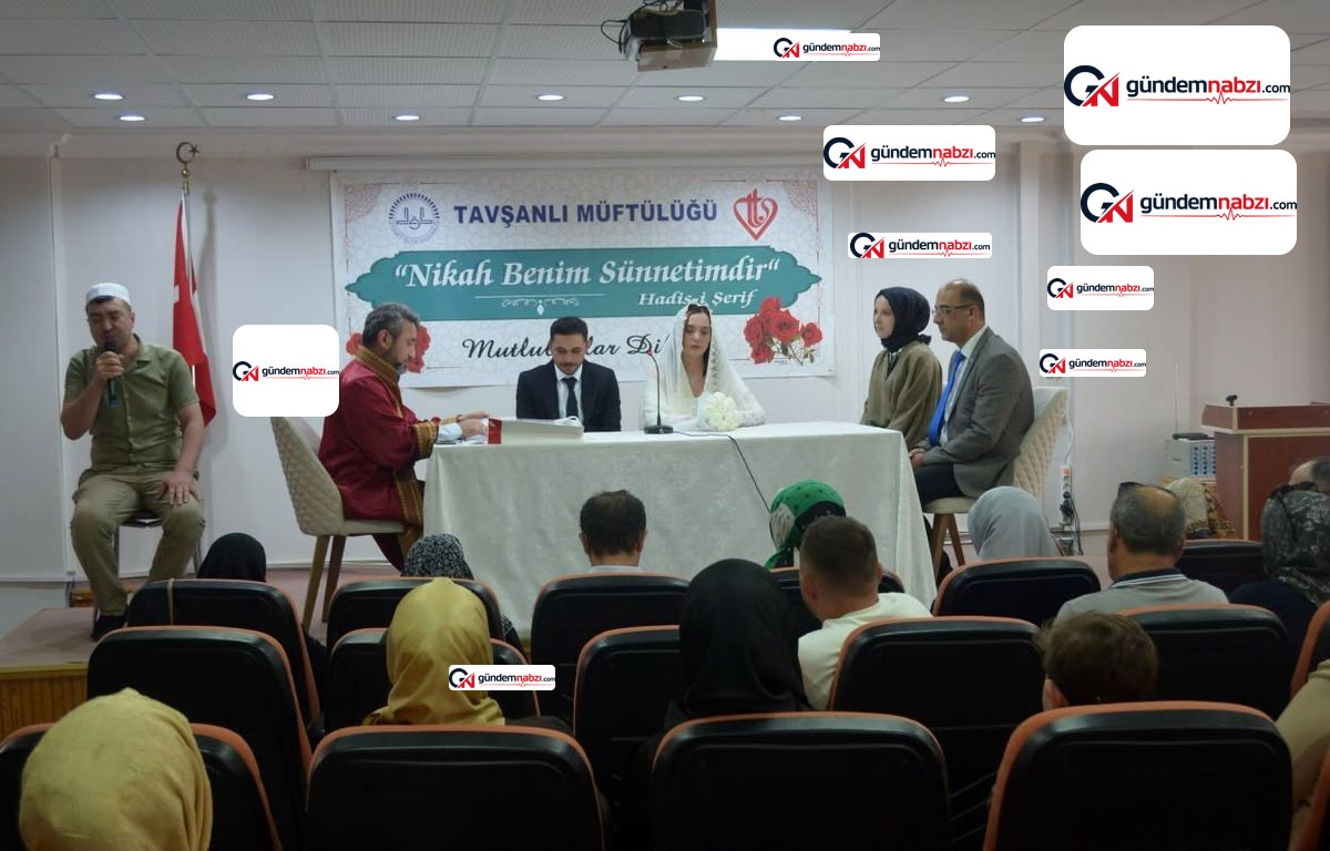 Kütahya Tavşanlı'da TDV projesiyle evlenen çifte 500 bin lira çeyiz desteği
