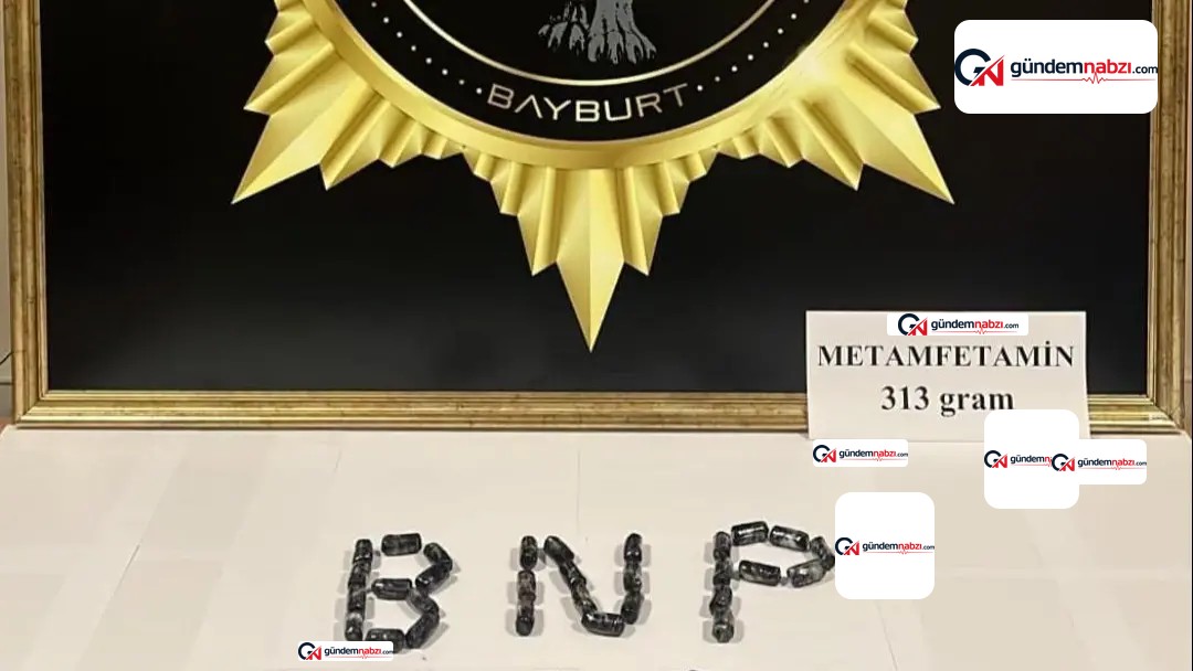 Bayburt'ta otobüste yakalanan şüphelinin vücudundan metamfetamin çıktı