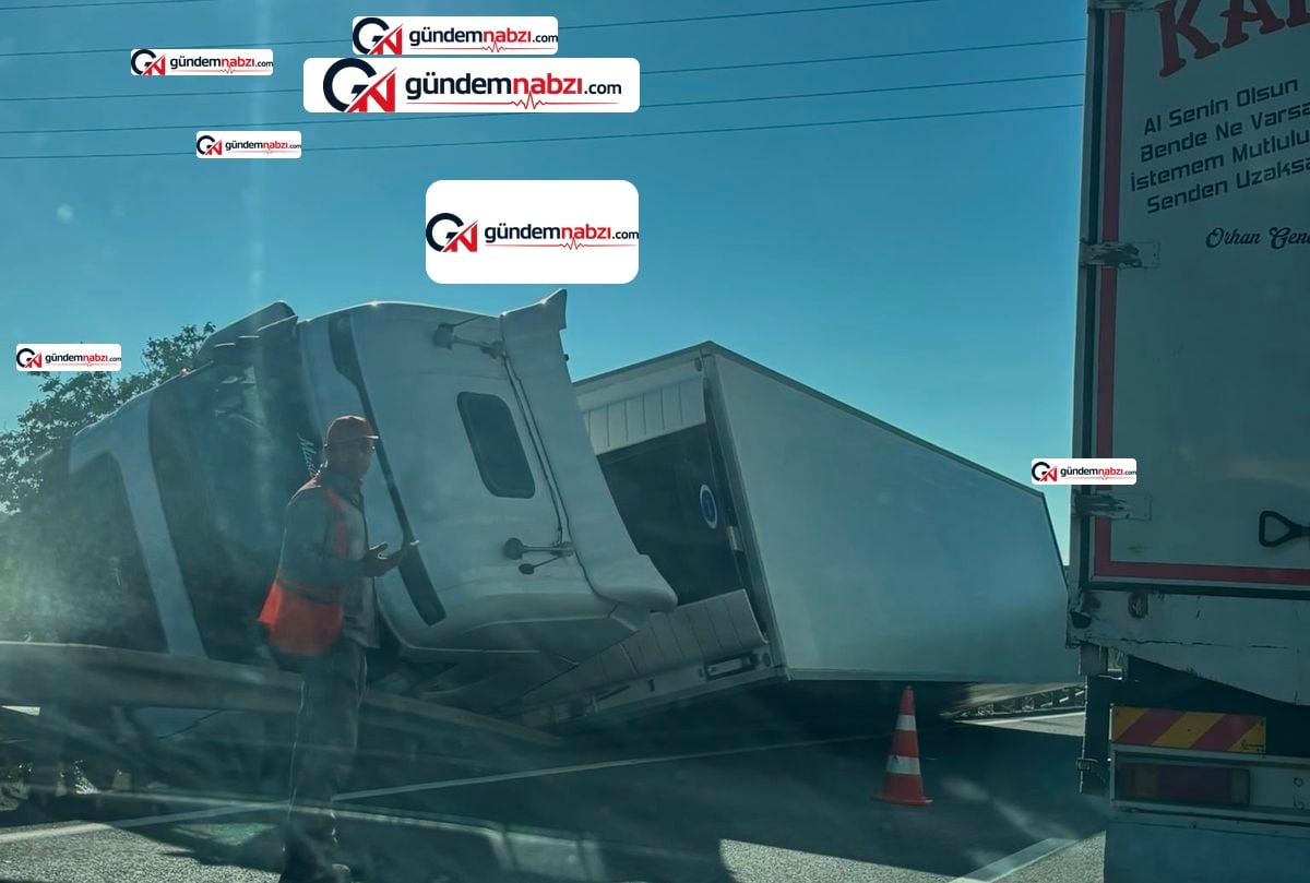 Bursa'da tır bariyerlere çarptı: 1 yaralı