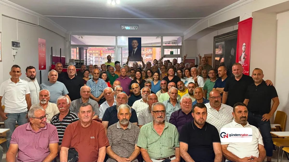 Artvin'de 6 belediye başkanı ve ilçe örgütleri CHP'den istifa etti