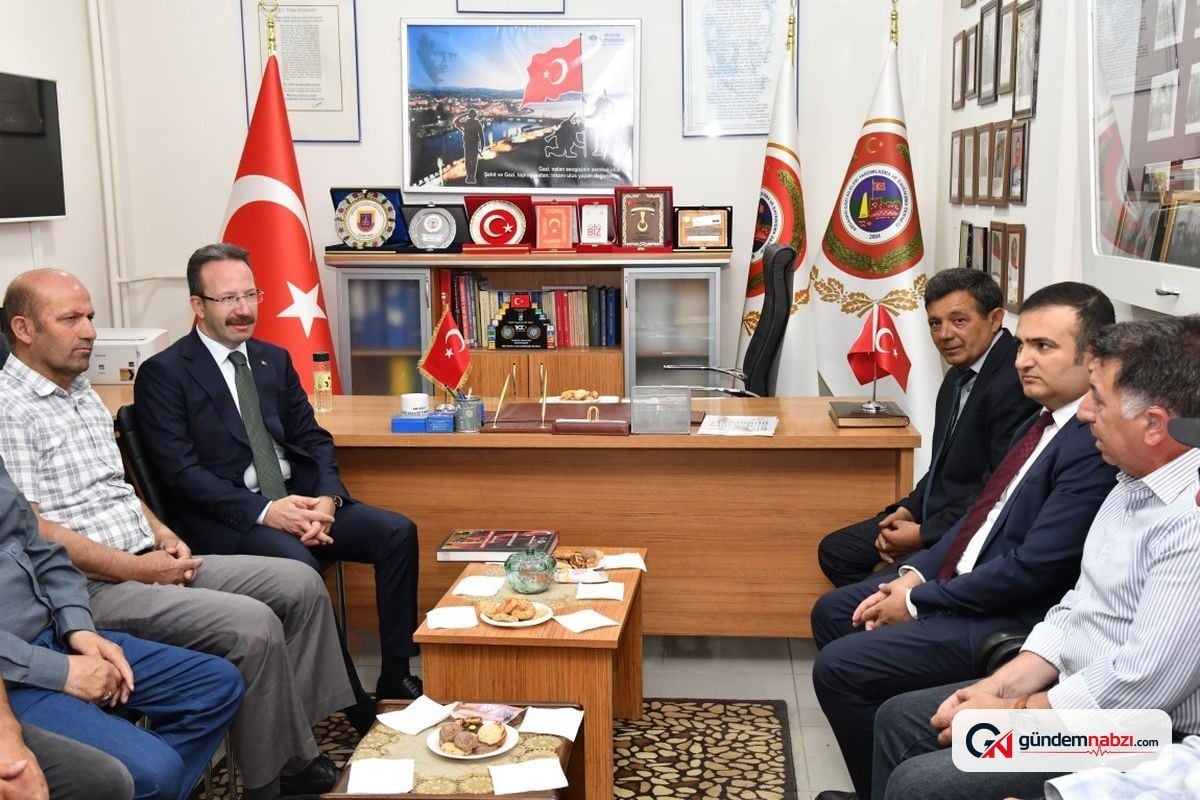 Ardahan Valisi Yamlı'dan şehit ve gazi derneklerine ziyaret