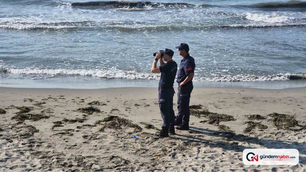Tekirdağ'da olumsuz hava nedeniyle denize girmek yasaklandı