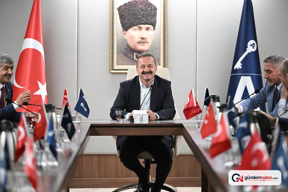 Yavuz Ağıralioğlu iş insanlarıyla görüştü