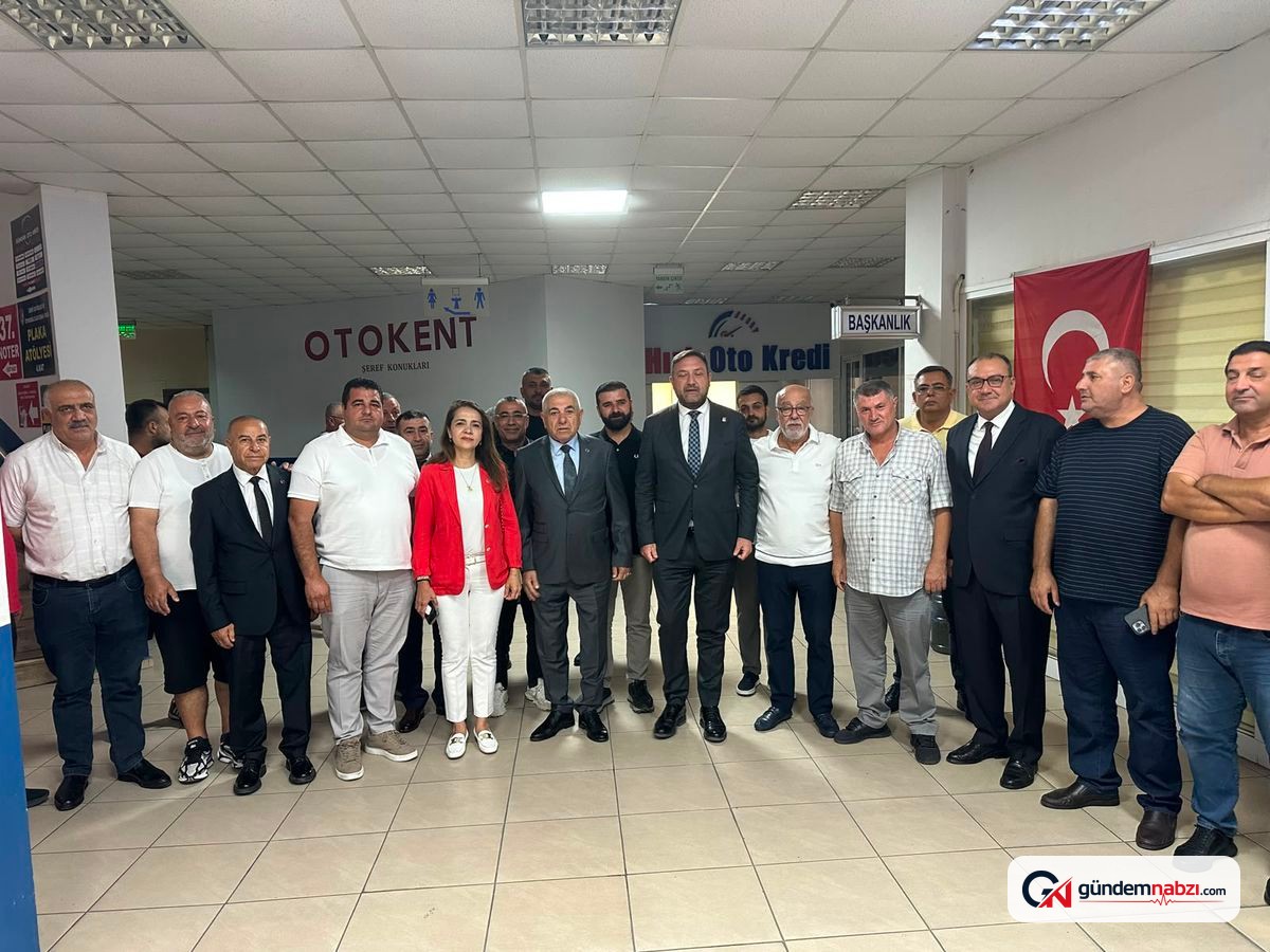 CHP'li İlgezdi'den İzmir'de esnaf ve STK'lara ziyaret